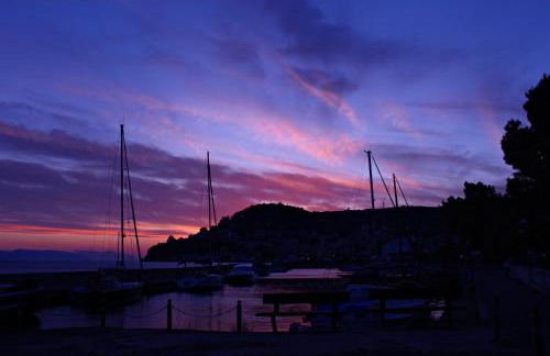 Koukounaries Apartments Limni - Photo 13