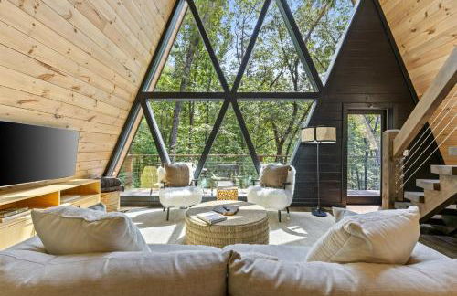 Secluded Luxe A Frame Lodge~ Hot Tub~ Fire Pit - Foto 2