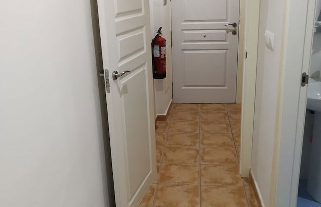 Velez Nazari - Photo 10