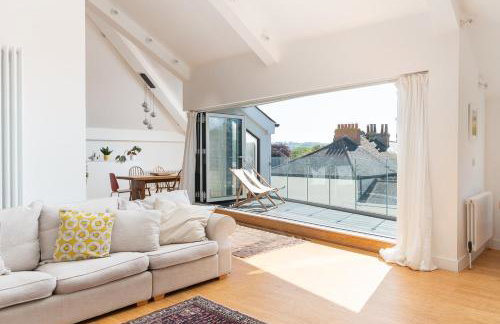 Stunning new 4 bed Penzance town Loft with parking - Foto 10