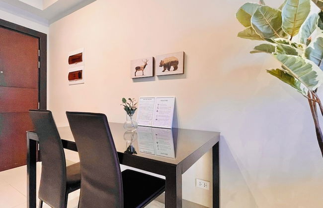 Uptown Parksuites 2 - Photo 42