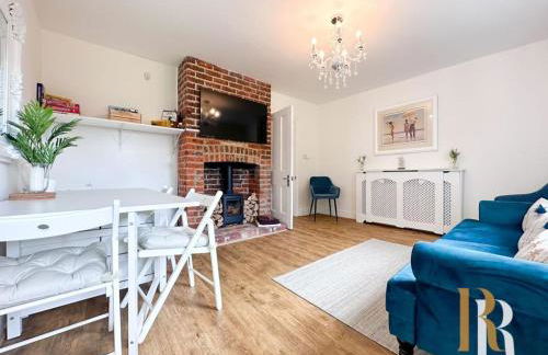 Fisherman's Cottage - Harwich Breaks - BRAND NEW - long stays available great prices - get in touch for all bookings - cottage in harwich - beach stay - Foto 3