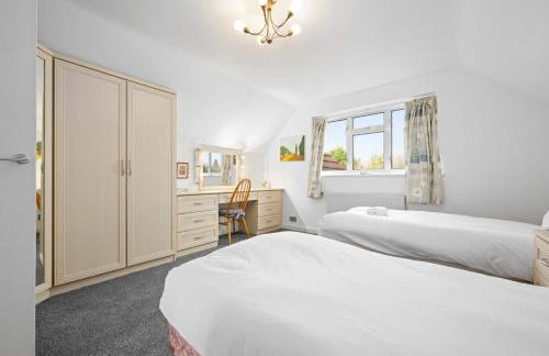 3 Bed Stunning Home in Hale - Foto 15