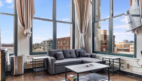 West Loop - City Views With In & Out Parking 1 - Foto 1