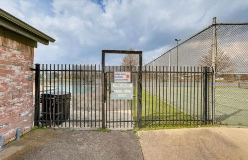 Lake-View Townhome with Pool Access in Houston Area! - Foto 35