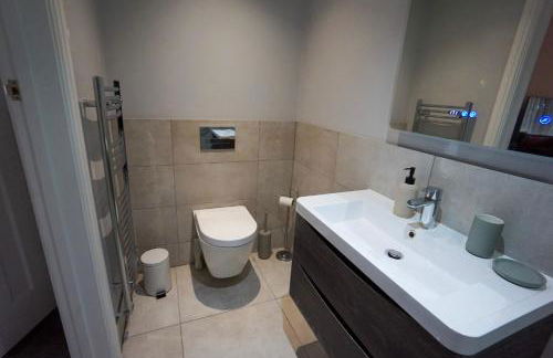 Stunning 7-Bed Home in Lichfield - Foto 27