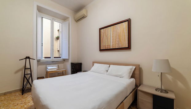 JOIVY Charming 3BR Flat near the Vatican - Foto 5, Habitación