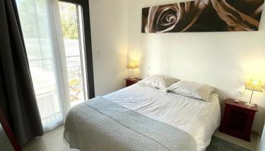 Tiny house avec terrasse privée - Parking - Fibre TV - Foto 2