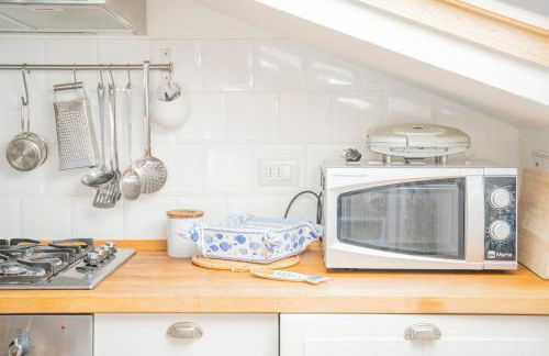 049 - Attico ELEGANTE, 10 minuti a piedi da MARE e SPIAGGIA - POSTO AUTO PRIVATO GRATIS - Foto 32