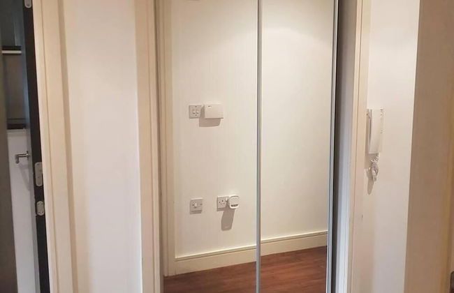 Comfy 1-bed Apartment in Huddersfield - Foto 4