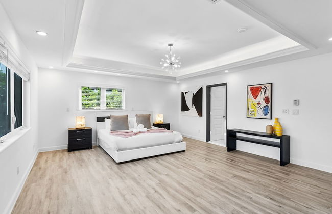 Amazing 7 BR Villa With Heated Pool Near the Beach - Foto 26