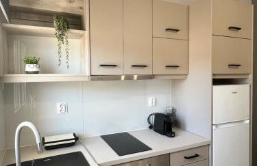 Grey Studio House - Photo 3