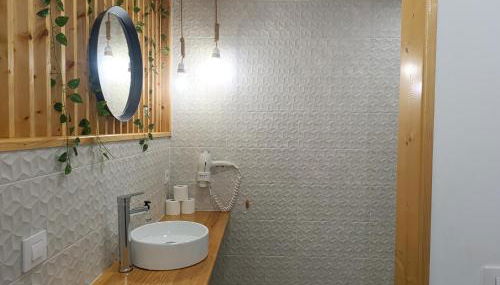 "Estudio con balcón" A 9 min en metro del centro de Sevilla - Photo 4