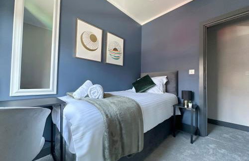 3 bedroom Leeds home for contractors & professionals with free Parking and Netflix nr motorway 5 mins to Royal Armouries - Foto 4