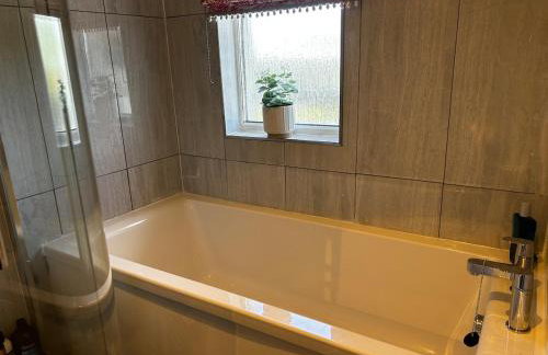 Park Road Retreat - free parking and pets welcome - Foto 20