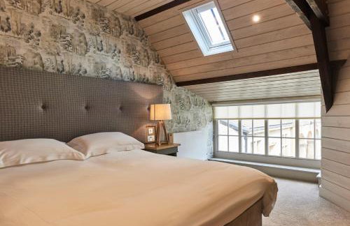 The Carriage House - Photo 7