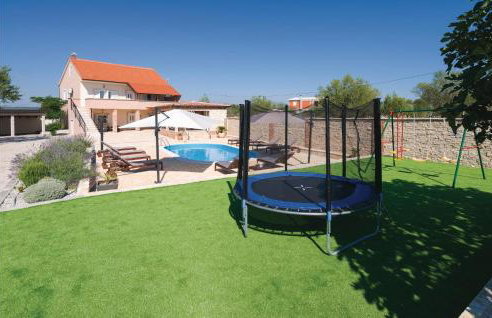 Five-Bedroom Holiday Home In Gorica - Foto 25