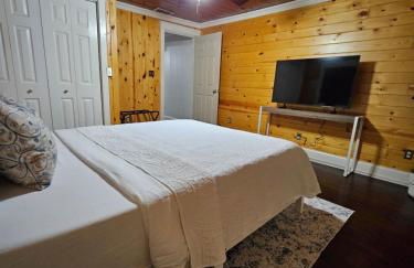 Woodhaven Cottage Downtown McKinney - Foto 36