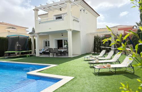 Villa Sofía - 2 bedroom villa with private pool and garden - Foto 17