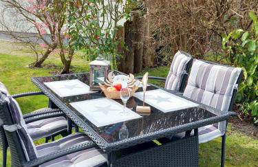 FERIENHAUS SOMMERTRAUM - KINDERFREUNDLICH - 3 Schlafzimmer, Garten, Bad und G-WC, Kaminofen - Foto 3