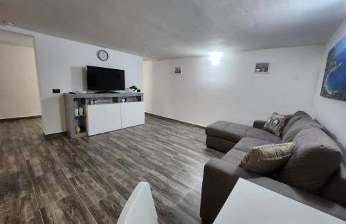 Don Vito's Home, DsG2 Short Lets, 250 mt Metrò - Foto 7