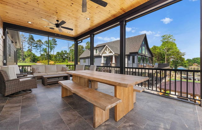 Black Bear & Blue Heron by Avantstay 2 Lakefront Homes, Sleeps 43 Pool, Dock, Theater - Foto 62