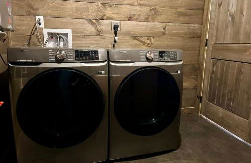 Lux Blue Ridge Cabin, Hot tub, Swing, PingPong! - Foto 48