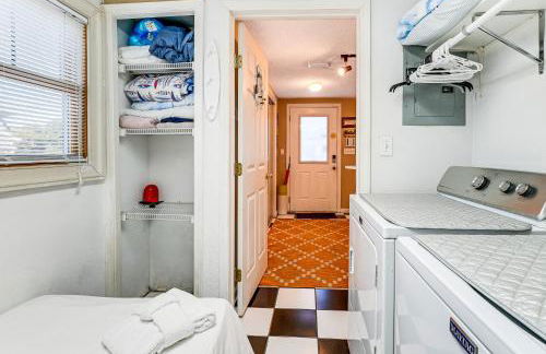 Cozy PCB Cottage about 1 Block to Beach! - Photo 25