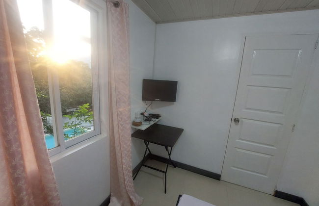 A touch of pink secret garden resort - Photo 1