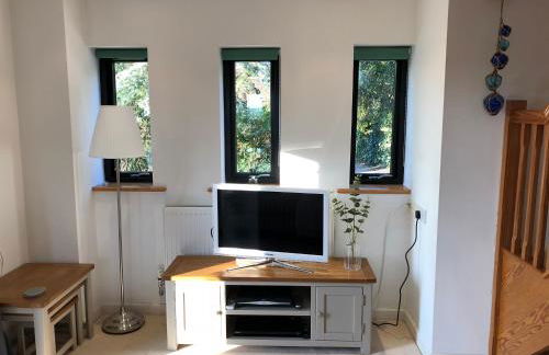 The Stable Barn *On the edge of the New Forest* - Photo 13