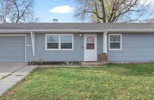 Pet Friendly Large Fenced Backyard Covered Patio - Foto 6