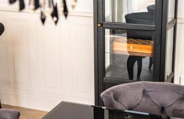 Elegant Hvar town villa with pool - Photo 48