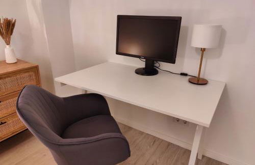 Bliss - 2 Schlafzimmer, Boho, Netflix, Arbeitsplatz - Foto 19