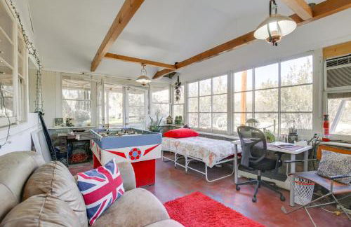 18 Mi to Joshua Tree NP WFH-Ready Desert Escape - Foto 12