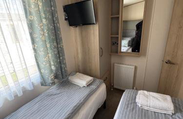 Exquisite Lake lodge in Hoburne Holiday Resort - Valentino Rose Lodge - Foto 67