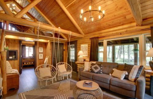 1 Mi to Beach and Lake Breezy Point Cabin with Yard! - Foto 4