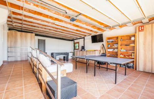 Beautiful Home In Guardiola De Fontrubí - Foto 6