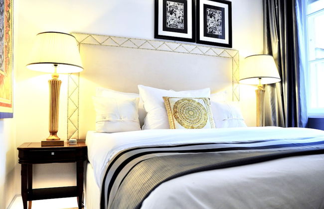 MONDRIAN Luxury Suites & Apartments Old Town Market Square - Photo 4