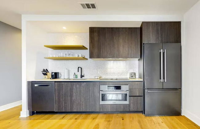 Luxe High Rise off of Rainey St. - Foto 5