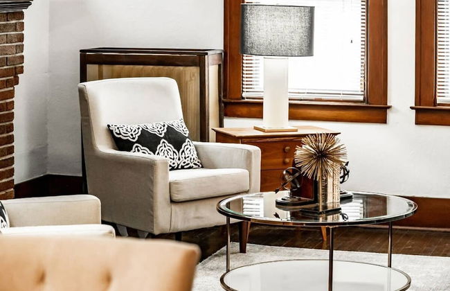 Glamorous Green Beauty in the Heart of University District 15min to Downtown - Foto 4