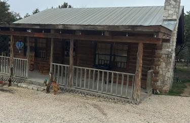 HoneyComb Hideouts Bearly BeeHavin cabin - Foto 15