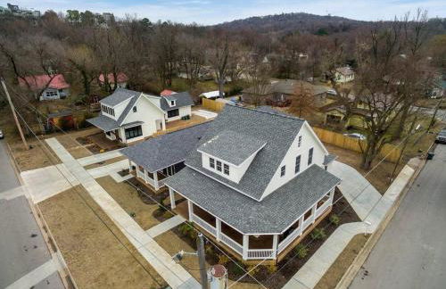 The SoFay Farmhouse- 1 MI From U of A - Foto 41