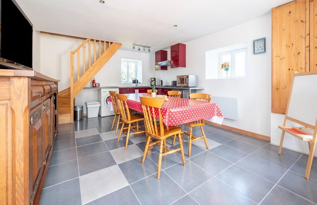 Cosy Holiday Home With Garden - Foto 18