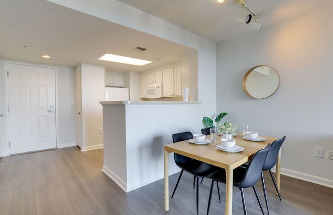 Cozy Apartment Steps from the Metro - Foto 4