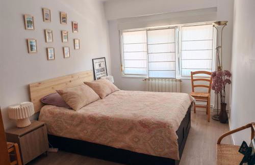 Piso con terraza junto a la playa - Foto 14