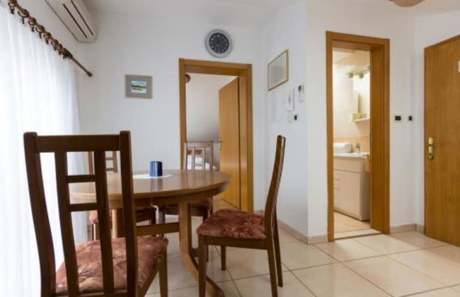 Apartmani Bridić Okrug Donji - Foto 13