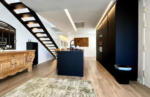 Premium Penthouse Seasonal Rental - Photo 47