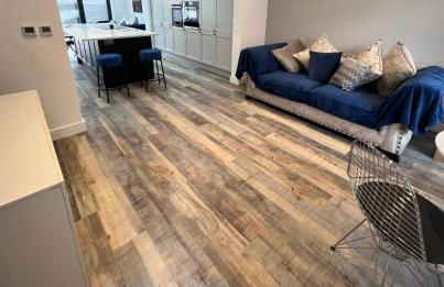 Whole house -Sleeps4-Parking-Garden-BikingHiking - Foto 8