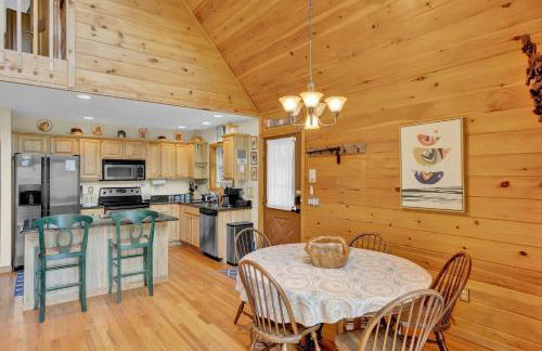 Lazy River Cabin: Lakefront Stay - Foto 56