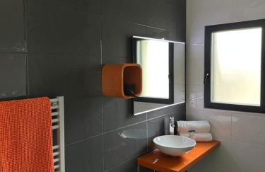 EMLAVIE - Maison familiale OU Loft SPA - à 3km Futuroscope - Foto 45